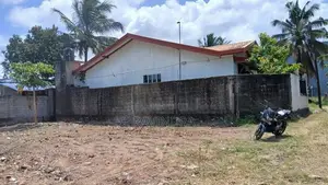 Land for Sale in Neelammahara Road Isuruuyana Katuwawala Boralesgamuwa