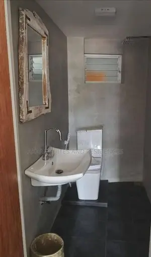 3700 Sq.ft - Commercial House for Sale CP53583