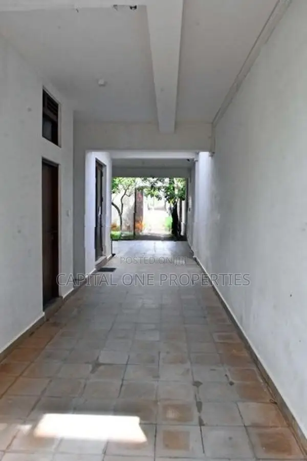 8000 Sqft OffIce For Rent In Rajagiriya - 731U