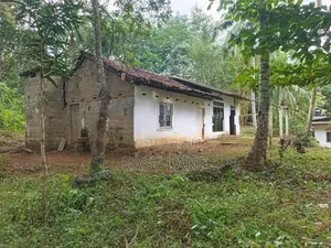 House for sale in Aththanagalla / SA 15433