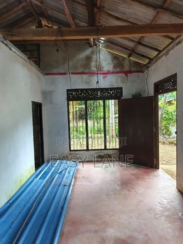 House for sale in Aththanagalla / SA 15433