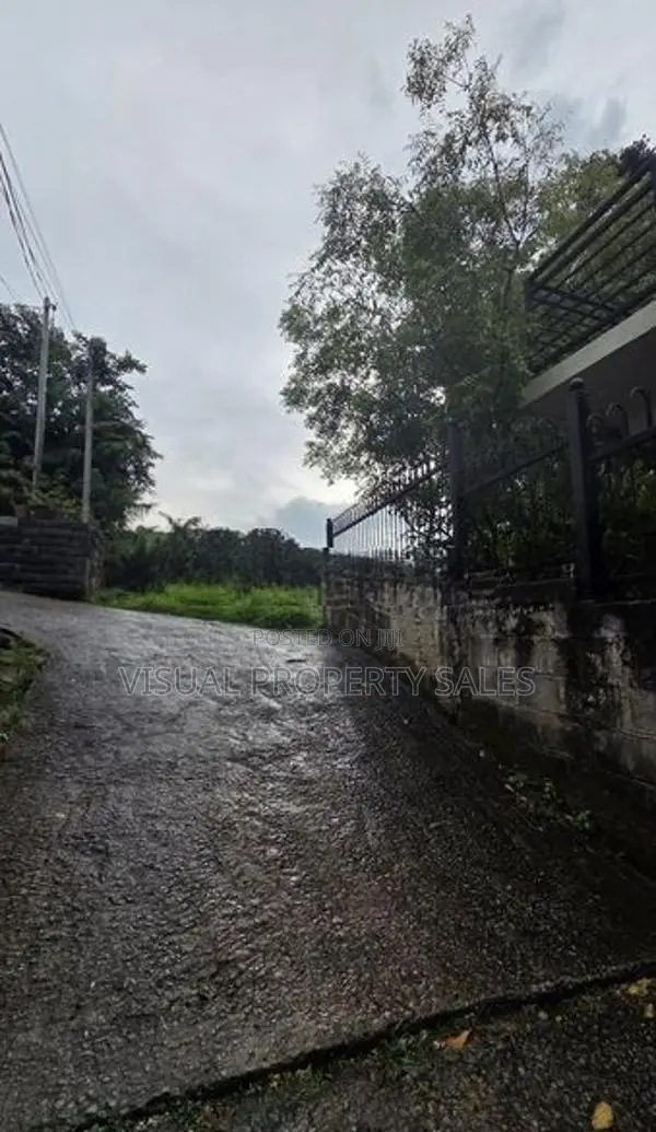 LAND FOR SALE KANDY