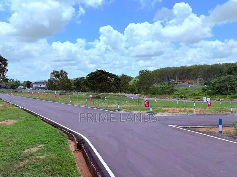 හෝමාගම තලගල පදිංචියට ඉඩම්