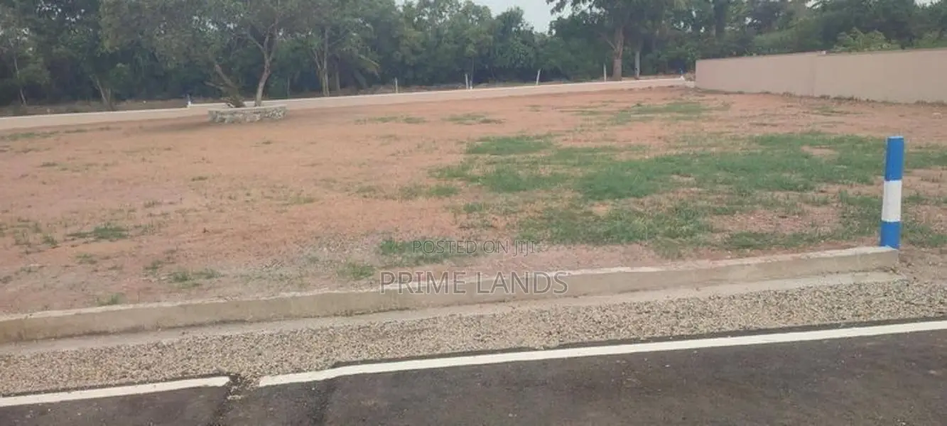 Diyawannawa Water Front Residential Land for Sale in Nawala