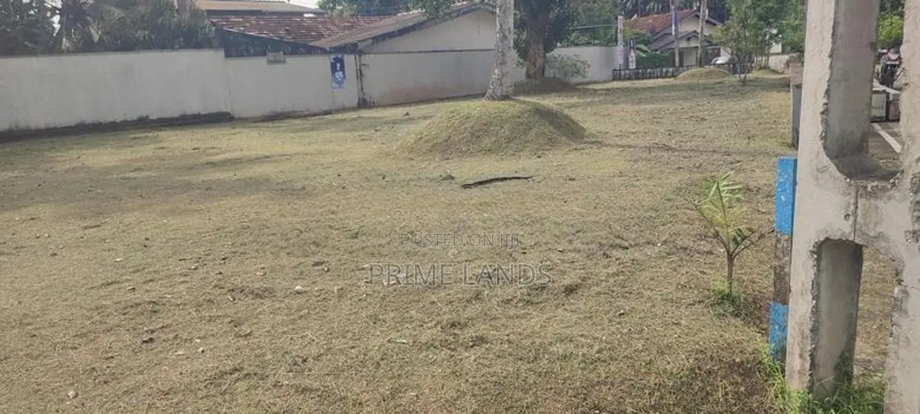 Commercial Land for Sale, Facing Malabe Bus Road Kottawa