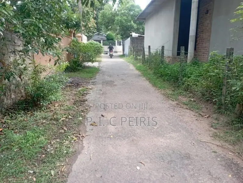12.5 Perches Land for Sale in Katunayaka,andiambalama.Katunayaka.Gampa