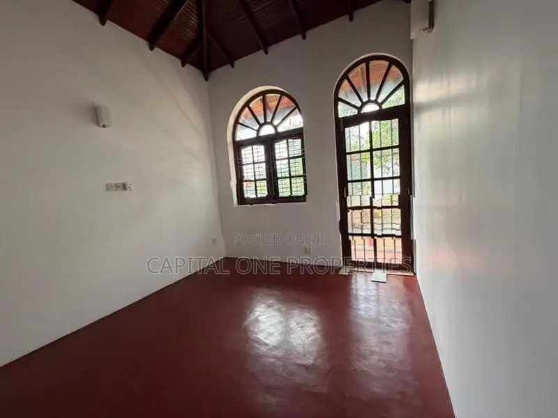 Commercial Property For Rent In Battaramulla - 3883U