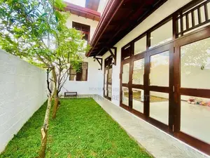 2 Storey Luxury Spacious House for Rent in Boralesgamuwa Gangarama Roa