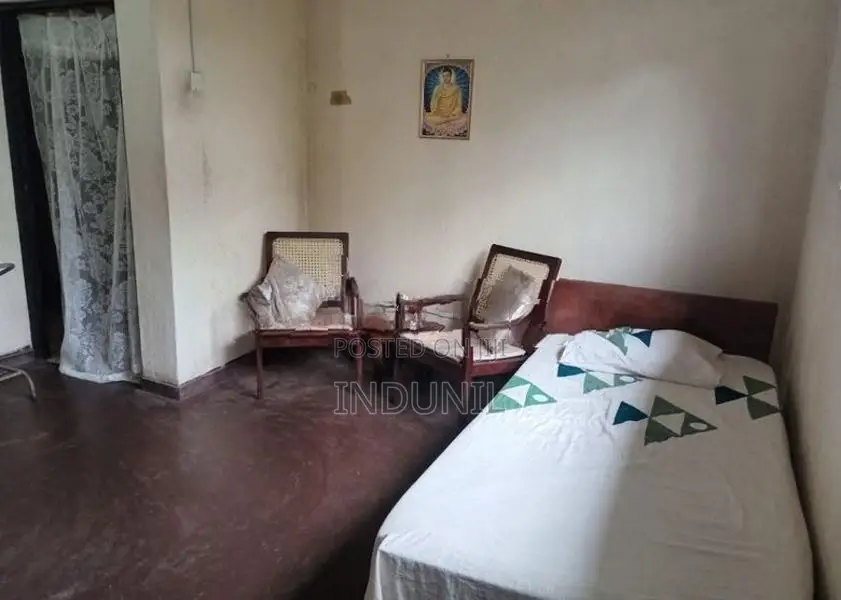 In Moratuwa, Room for rent (Maximum 2 boys)