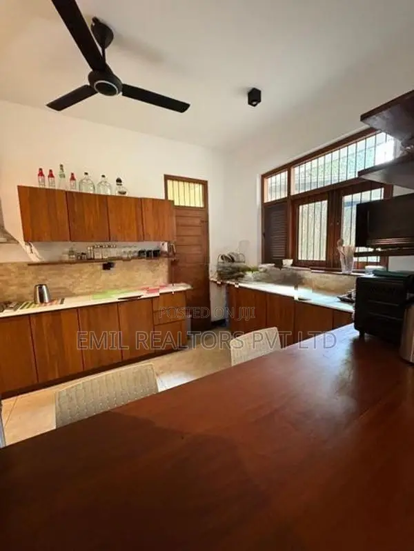 4 Bedroom Luxury House for Rent – Pannipitiya / Maharagama (EM103RK)