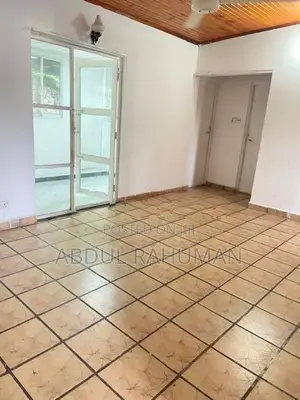 3rd Floor Commercial Building for Rent in Nawala