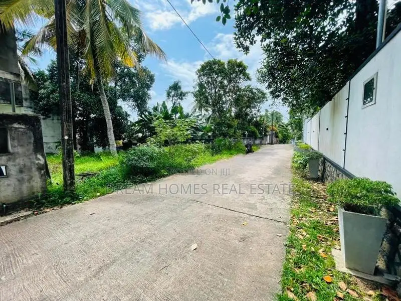 9.75 Perches Land For Sale Jothipala Mawatha, Malabe
