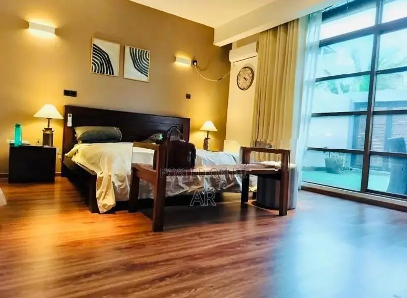Luxury House for Sale in Colombo 5