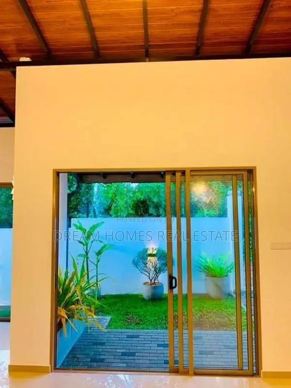 New 3-Bedroom House for Sale – Meegoda, Nagahawatta