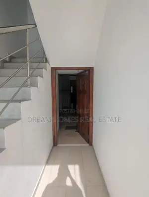 Commercial Building with Residential Units for Sale – Moragahahena
