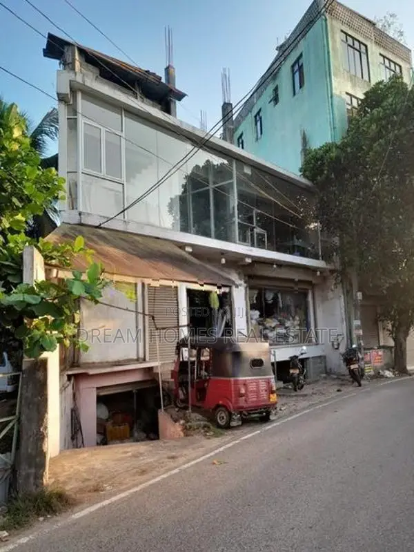 Commercial Building for Sale – Pamunuwa Glambeer Place, Maharagama