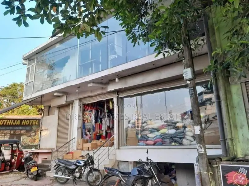 Commercial Building for Sale – Pamunuwa Glambeer Place, Maharagama