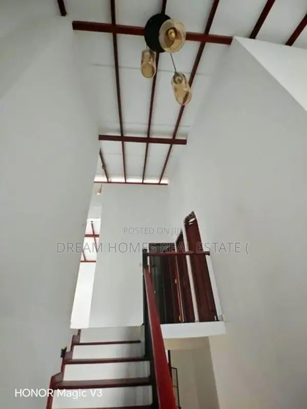 10 Perches 5 Bedrooms House For Sale Himbutana Town
