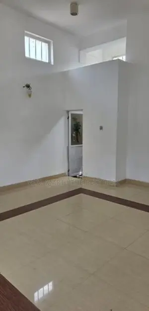 COLOMBO 07 : 9-AC-BR (6,000 SQFT) LUXURY HOUSE FOR RENT
