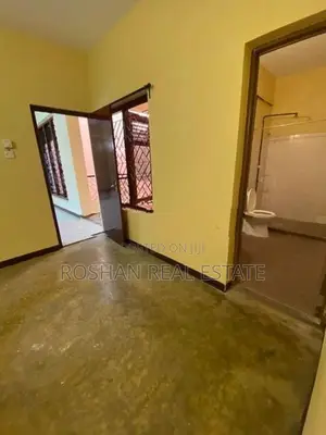 LUXURY THREE UNITS HOUSE FOR RENT COLOMBO 5 CHA2890