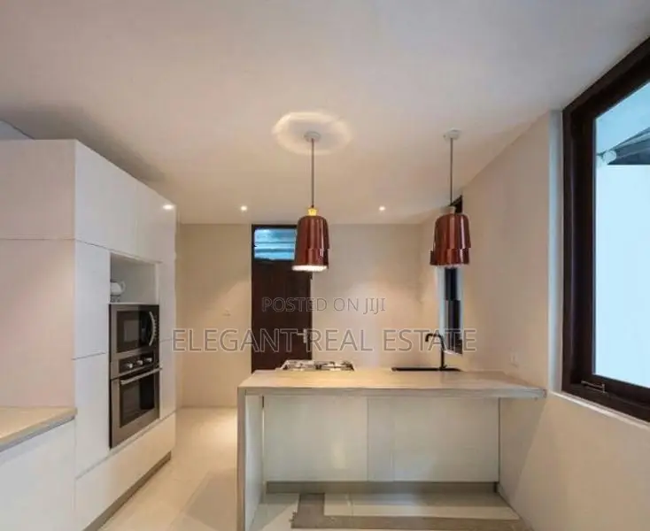 04 Bedroom 02 Storied Luxury House for Sale in Battaramulla (A1149)