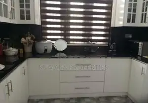 Beautiful 4-Bedroom House for Sale – Pandura