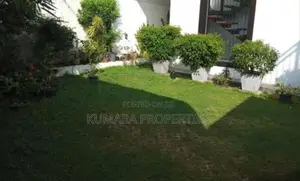 Beautiful 4-Bedroom House for Sale – Pandura