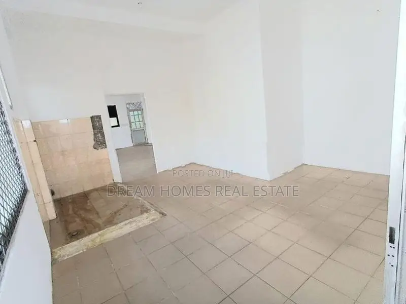 Commercial Building for Rent – Nugegoda (Stanley Tilakaratne Mawatha)