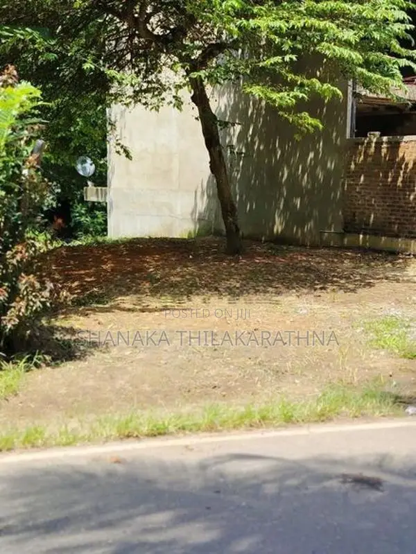 6 Perches Residential Land for Sale in Peradeniya