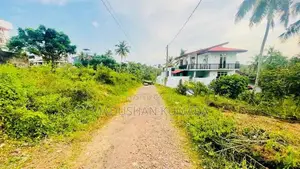 Land For Sale (Makola)