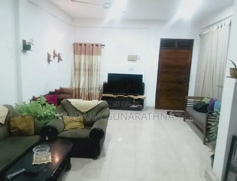 Modern luxury two-storied house for rent in Pitipana South