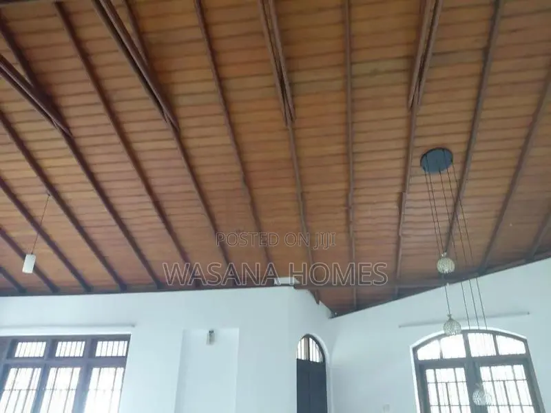 Excellent House for Sale Borelesgamuwa