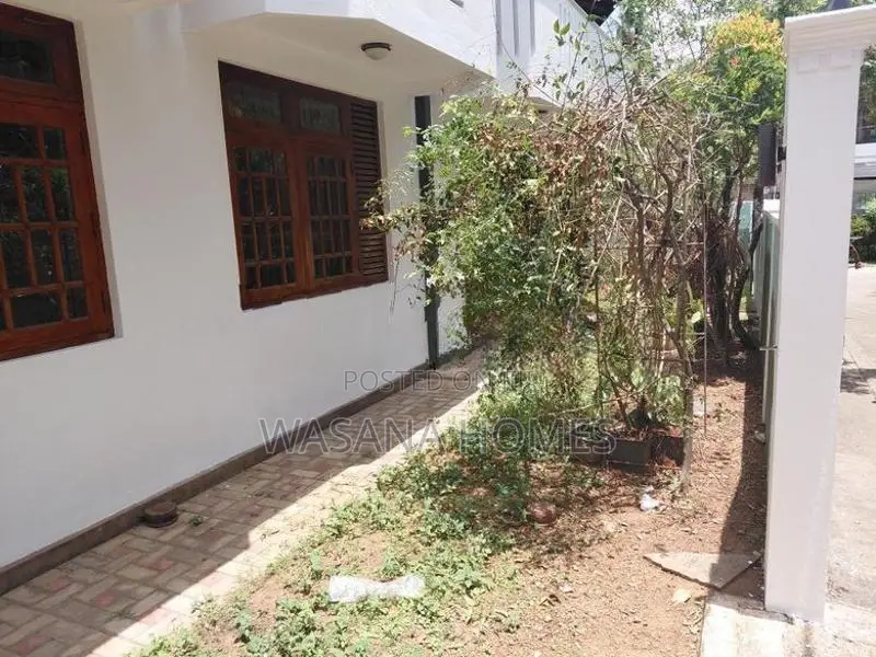 Excellent House for Sale Borelesgamuwa