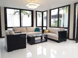 Fully Furnished 4BR Luxury House with Pool – Battaramulla