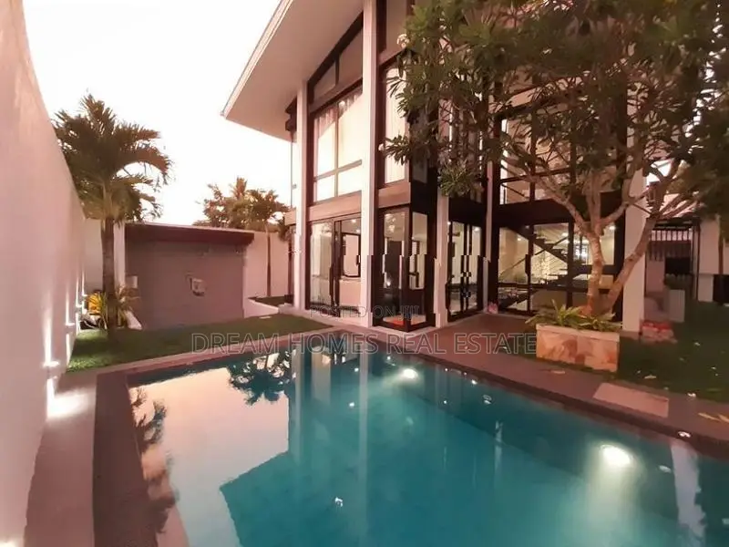 Fully Furnished 4BR Luxury House with Pool – Battaramulla