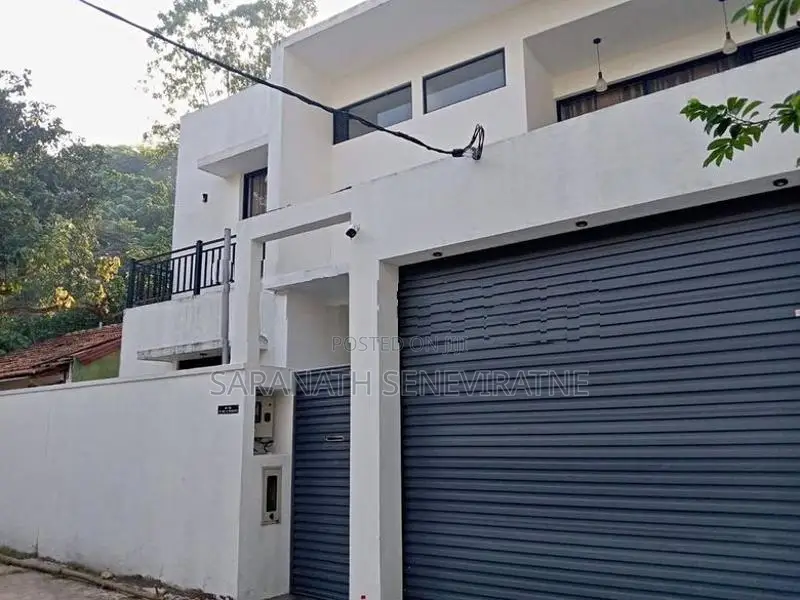 Spacious 4 Bedroom House for Sale in Gothatuwa - IDH Angoda