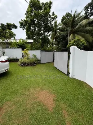 House for sale in Bandaragama-Kalutara Road (Moronthuduwa)
