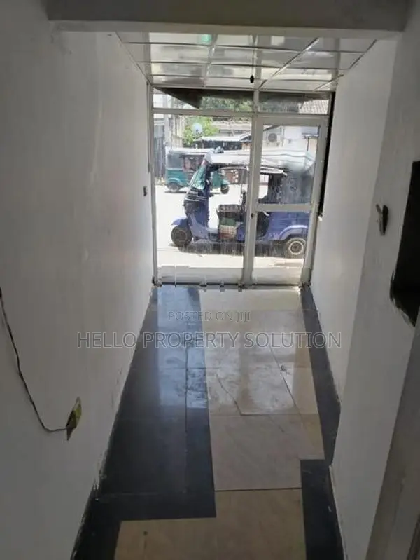 Shop for Rent in Attidiya