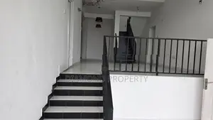 Hotel for Sale in Pussellawa