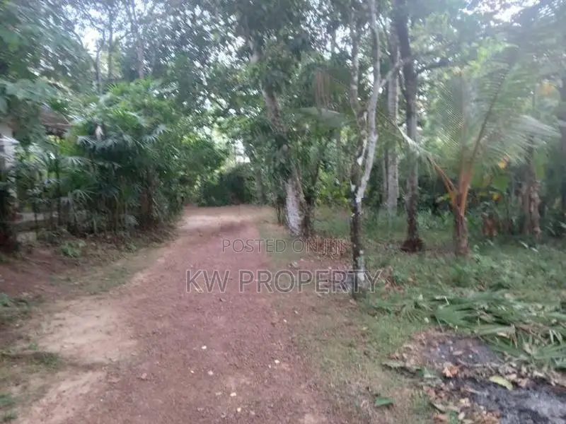 land for sale in bandaragama