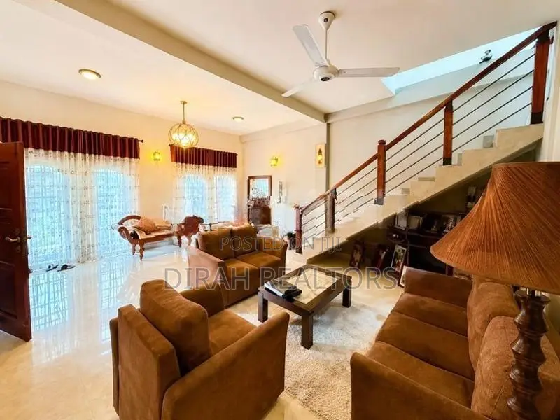 7BR House for Sale | Nugegoda (ZR-0014)