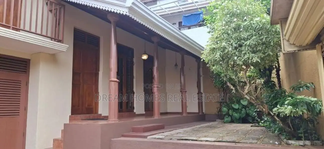 Renovated 4-Bedroom House for Rent Thalawathugoda