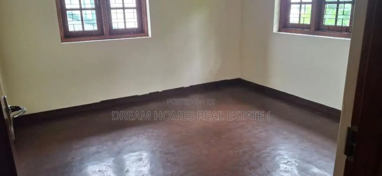 Renovated 4-Bedroom House for Rent Thalawathugoda