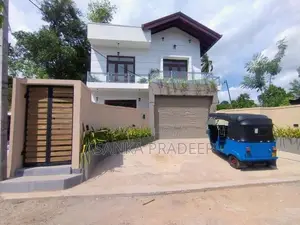 වෙල්‍යායකට මුහුන්ලා පිහිටි අලුතින්ම ඉදිකරන ලද දෙමහල් නිවස විකිනීමටhii8
