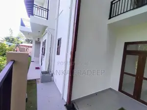 වෙල්‍යායකට මුහුන්ලා පිහිටි අලුතින්ම ඉදිකරන ලද දෙමහල් නිවස විකිනීමටhii8
