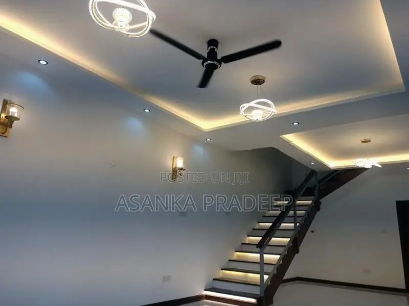 වෙල්‍යායකට මුහුන්ලා පිහිටි අලුතින්ම ඉදිකරන ලද දෙමහල් නිවස විකිනීමටhii8