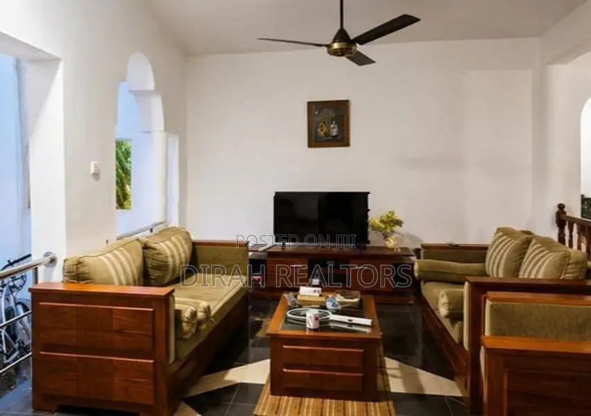 Spacious 4BR House for Sale | Maharagama (DS-008)