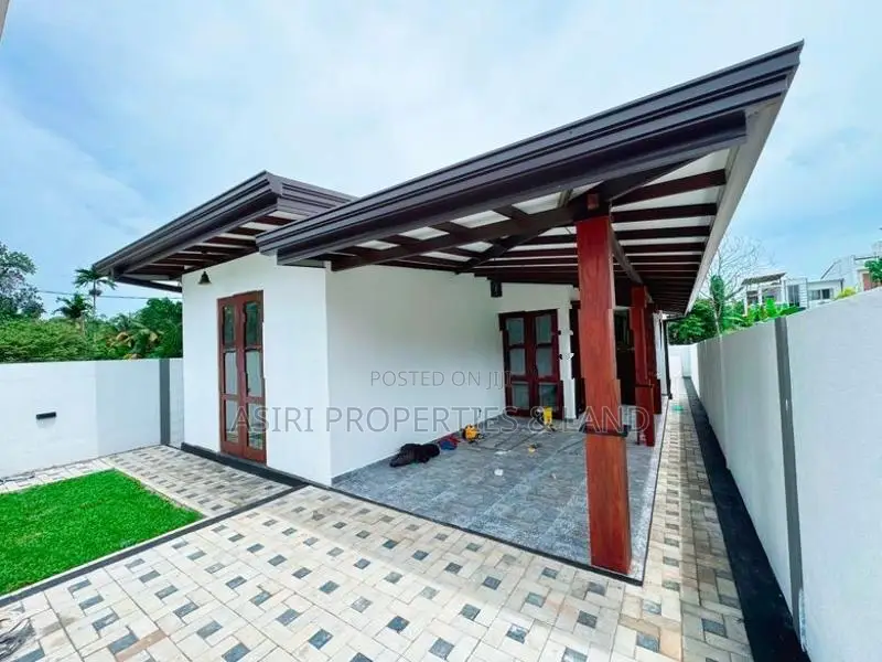 3 Bedrooms Brand New House for sale in Homagama Beruketiya