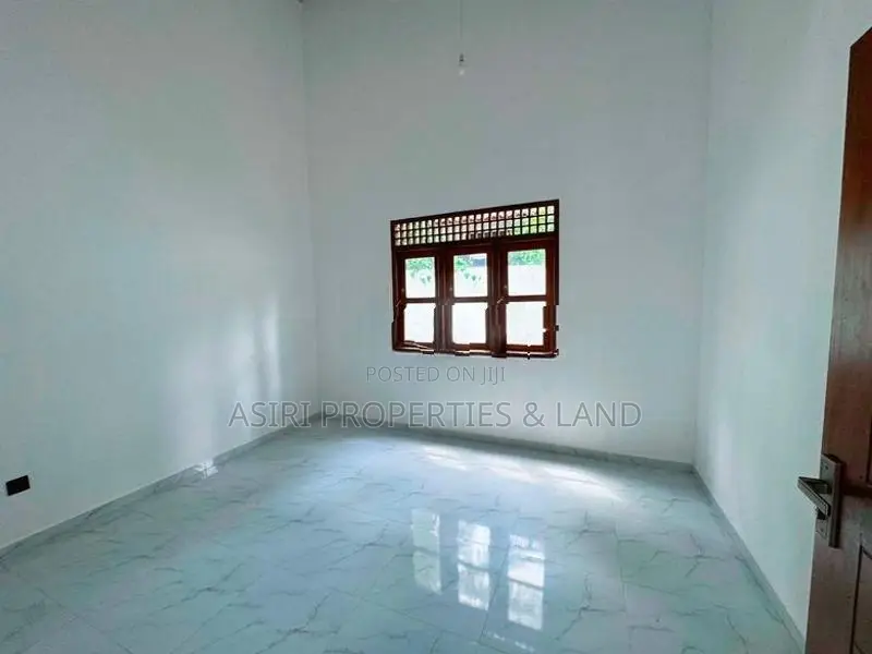 3 Bedrooms Brand New House for sale in Homagama Beruketiya