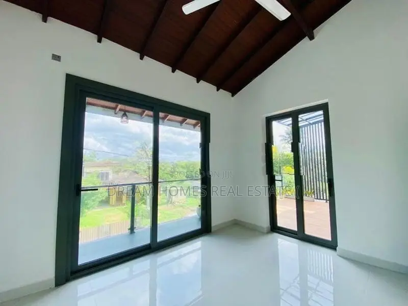 Brand New 4 Bedroom House – Malabe